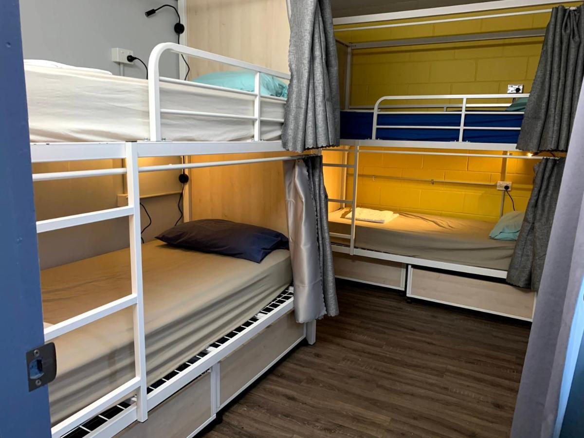 Aussie Dream Hostel Gold Coast Extérieur photo