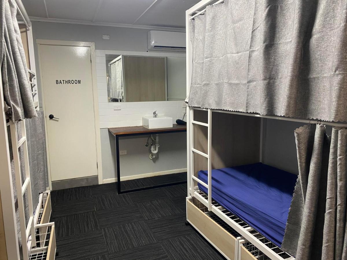Aussie Dream Hostel Gold Coast Extérieur photo