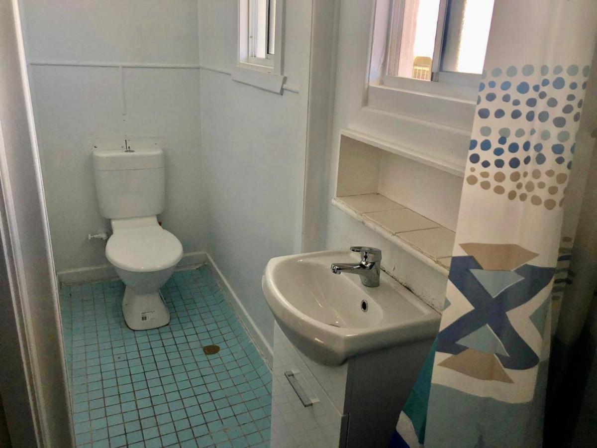 Aussie Dream Hostel Gold Coast Extérieur photo