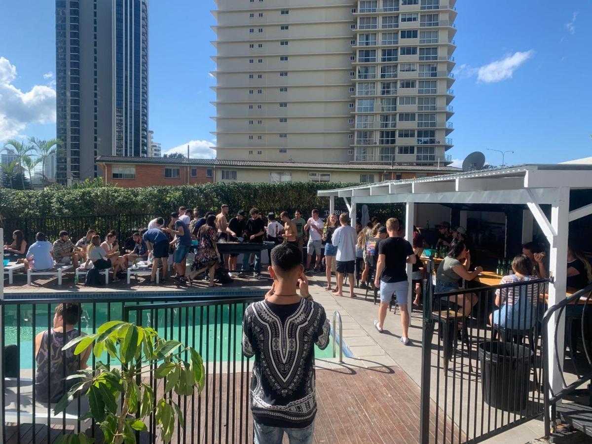 Aussie Dream Hostel Gold Coast Extérieur photo