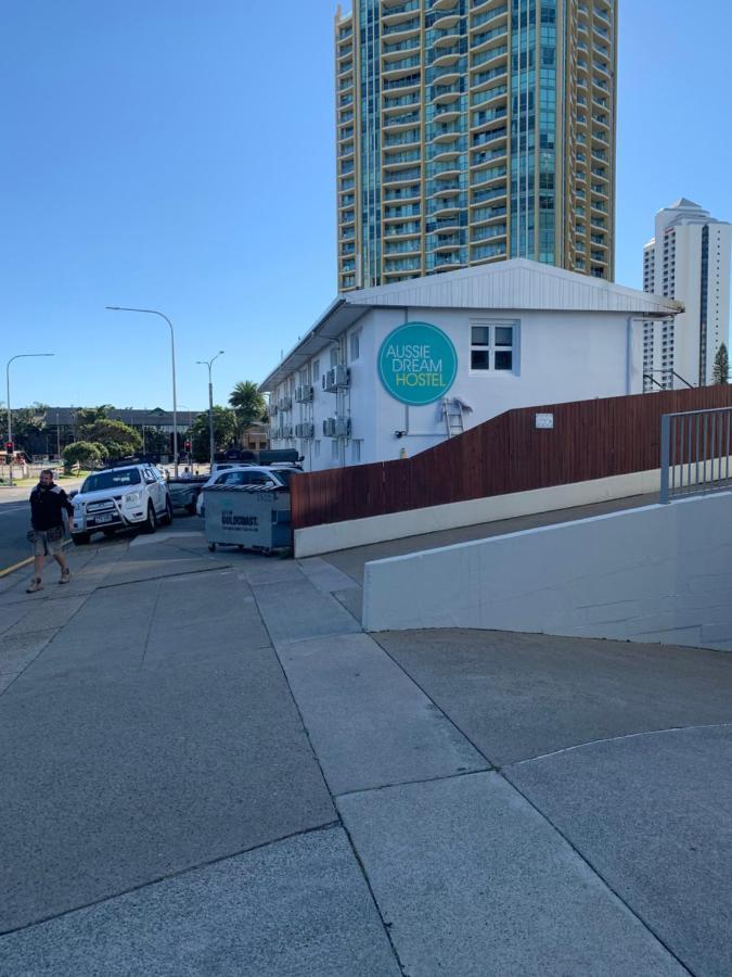 Aussie Dream Hostel Gold Coast Extérieur photo