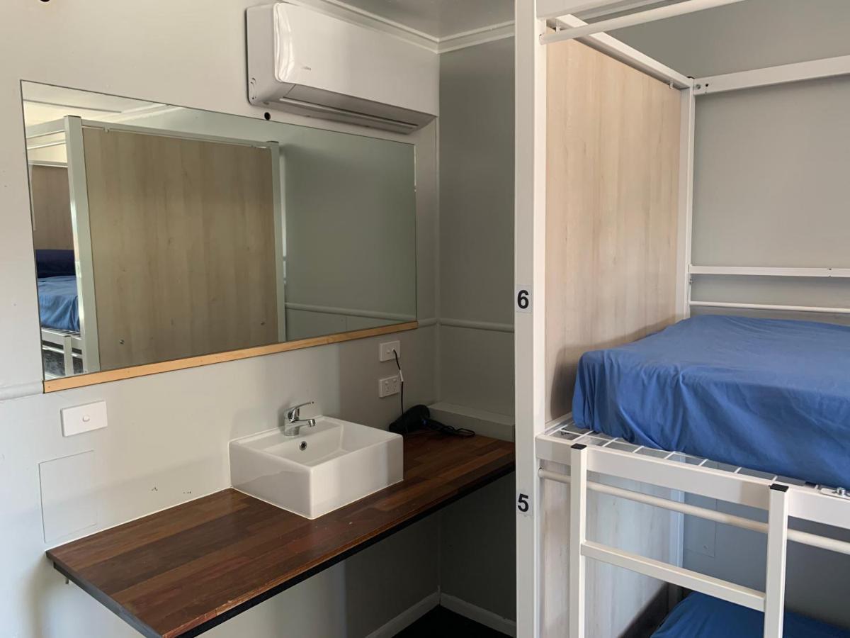 Aussie Dream Hostel Gold Coast Extérieur photo