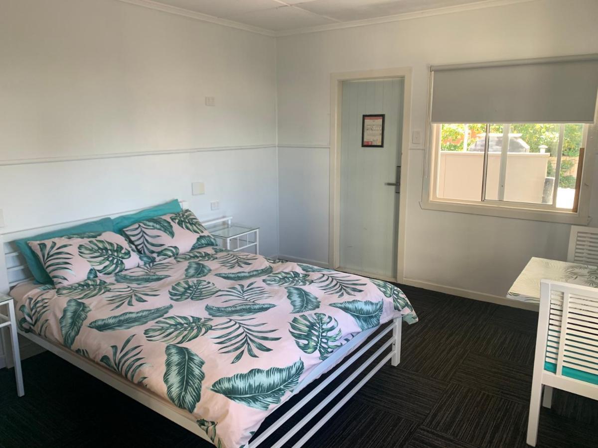 Aussie Dream Hostel Gold Coast Extérieur photo